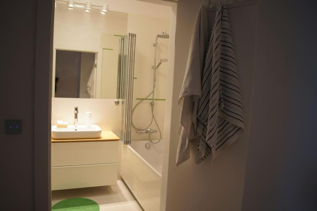 Cichy, Nowoczesny, Komfortowy Przy Galerii Mokotow Apartment Warsaw
